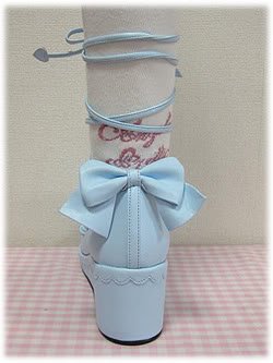 Secret Shop Lace Decoration Shoes